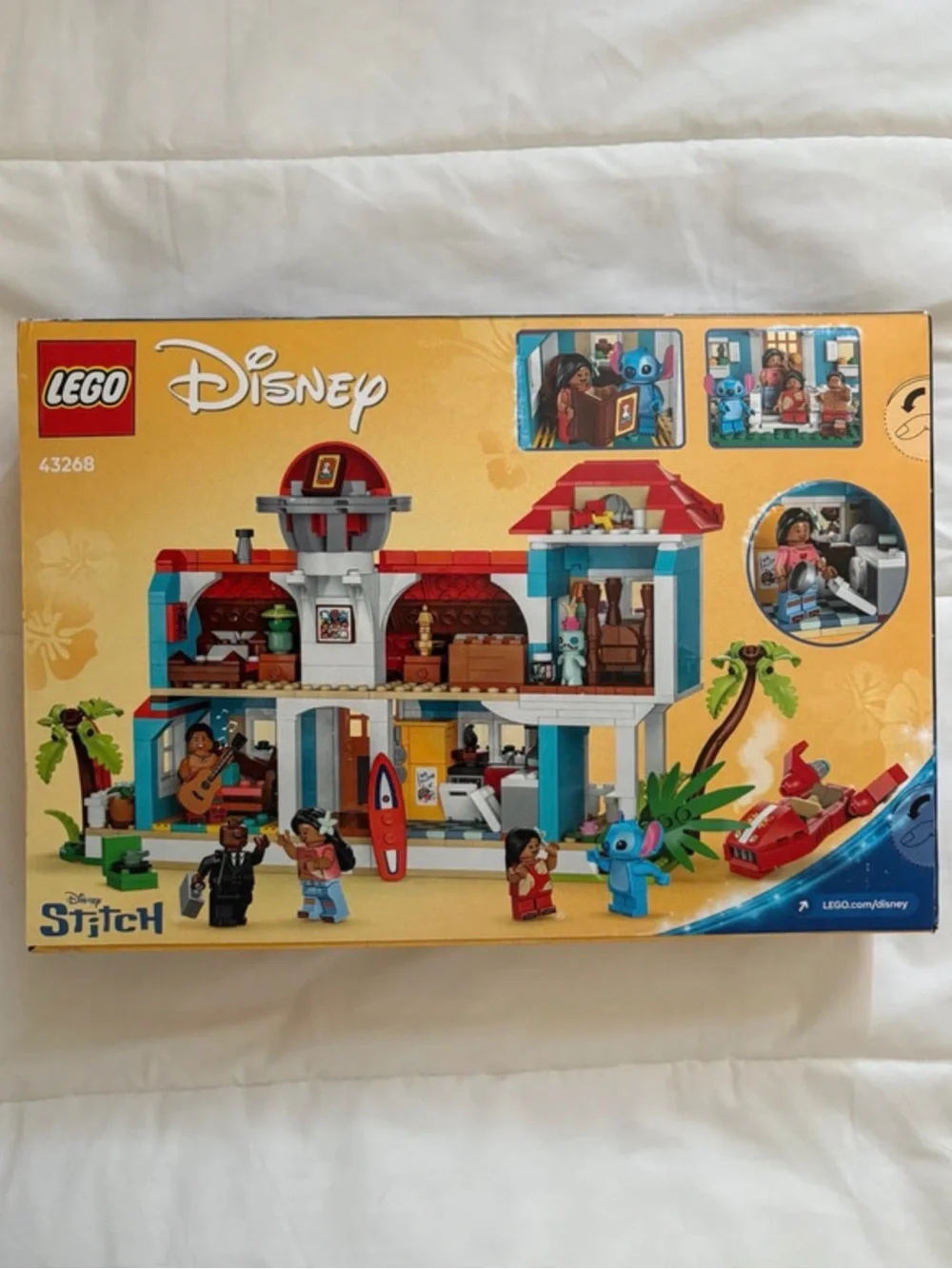 Disney Lilo & Stitch Beach House Playset - Teal and Red